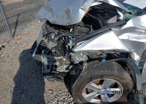 2014 Toyota Rav4 Xle из США, поврежденный, VIN JTMWFREV2EJ021869